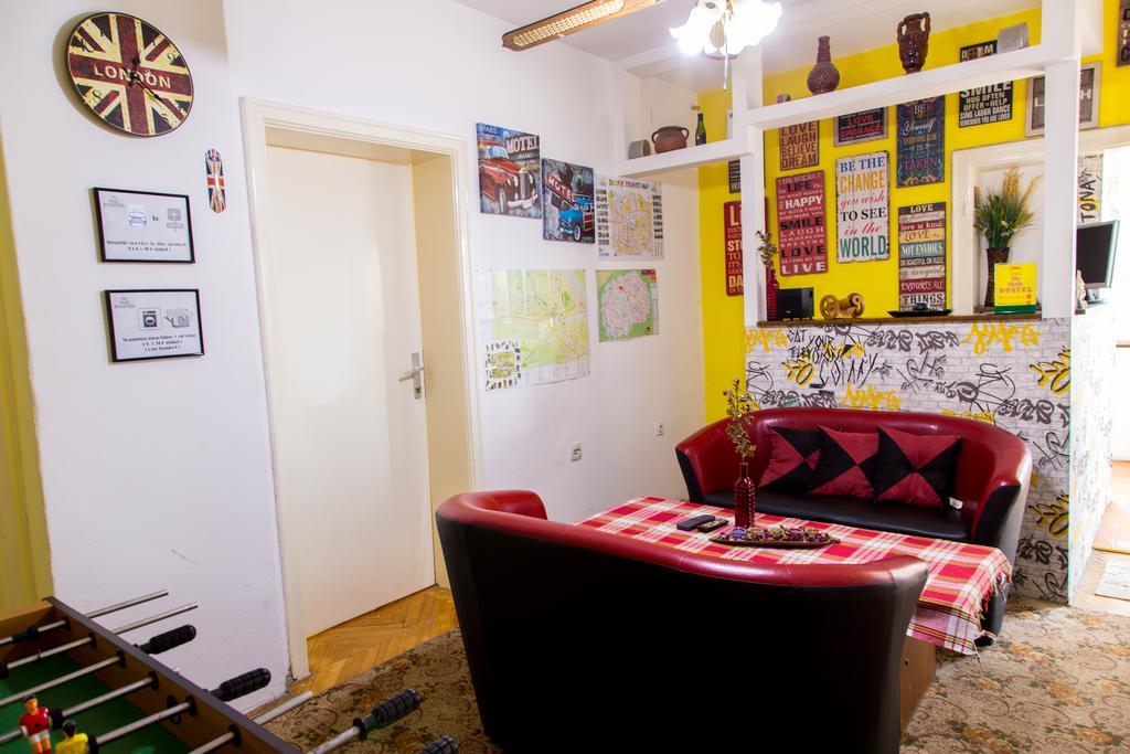 סקופיה The Comfy Hostel מראה חיצוני תמונה